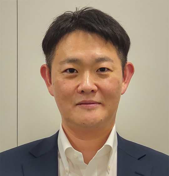 前川　真也　副部長