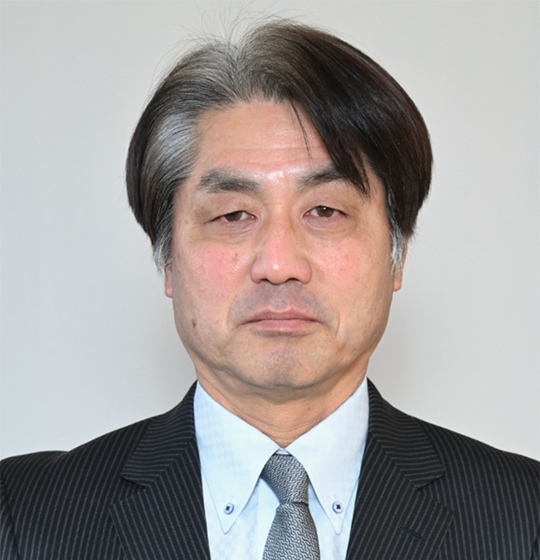 足達　尚人　副部長
