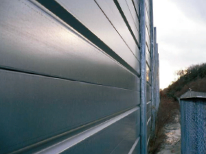 隔音壁（背面）